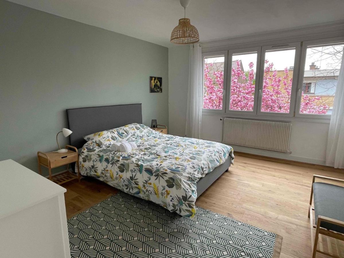 La Chambre Jaune Maison Avec Grande Terrasse Et Garage Prive Villa Lille Eksteriør bilde